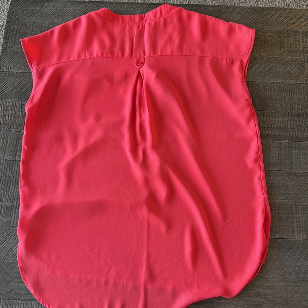 New York and Company capped sleeve blouse - Picture 5 of 7